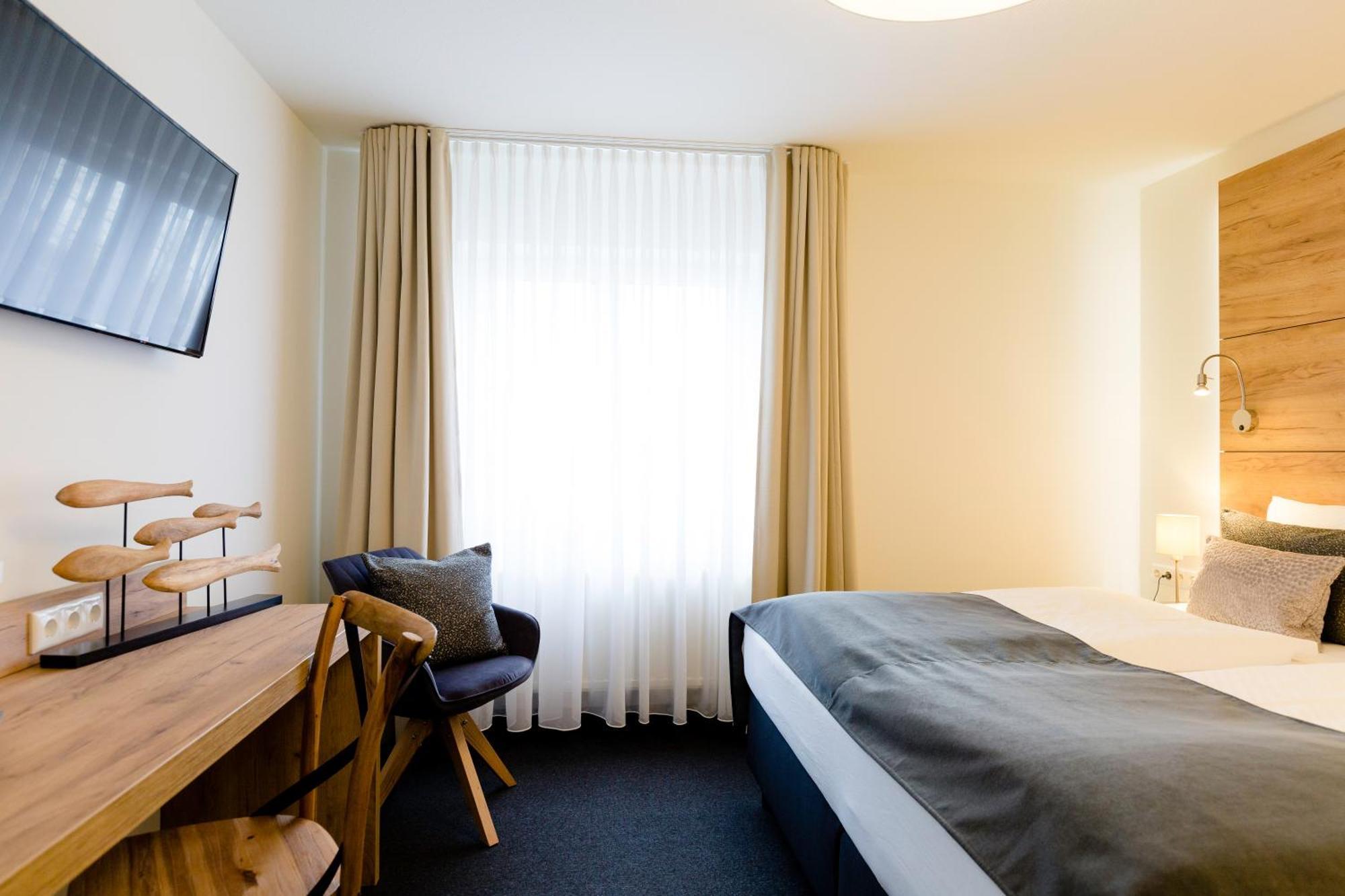 Hotel Restaurant Zwergschloesschen Gera Buitenkant foto