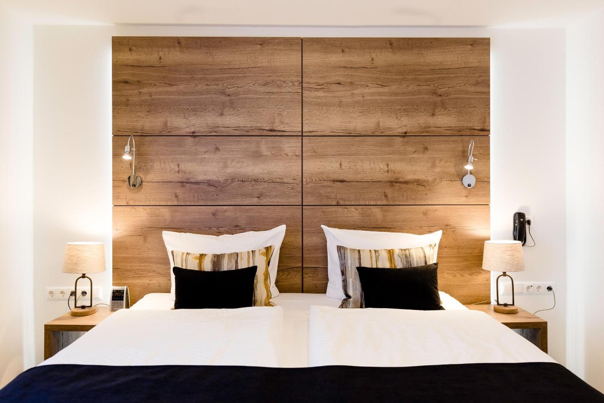 Hotel Restaurant Zwergschloesschen Gera Buitenkant foto