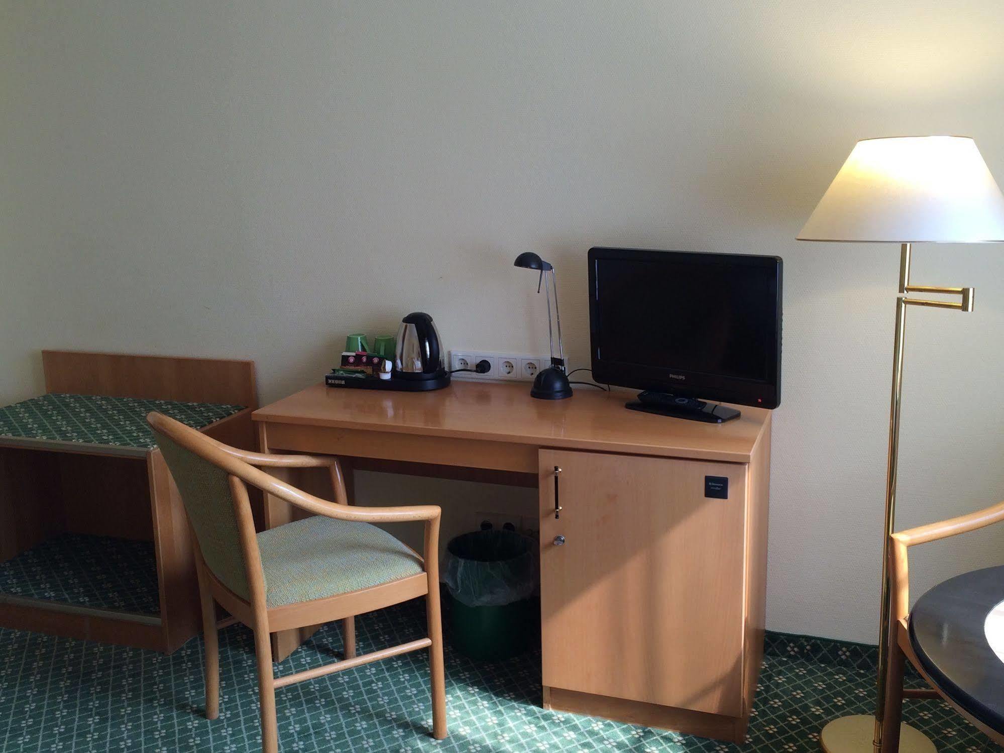 Hotel Restaurant Zwergschloesschen Gera Buitenkant foto