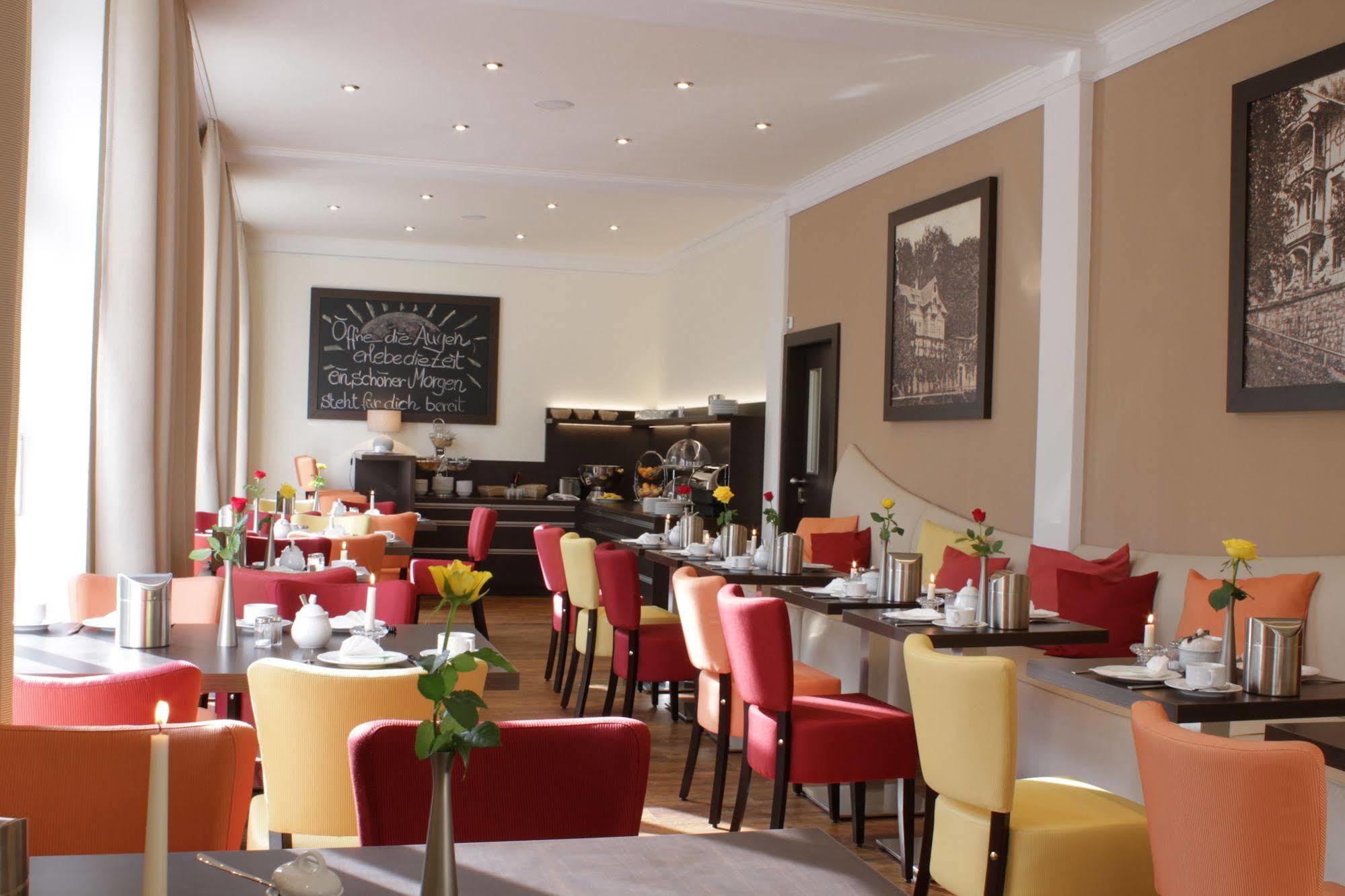 Hotel Restaurant Zwergschloesschen Gera Buitenkant foto