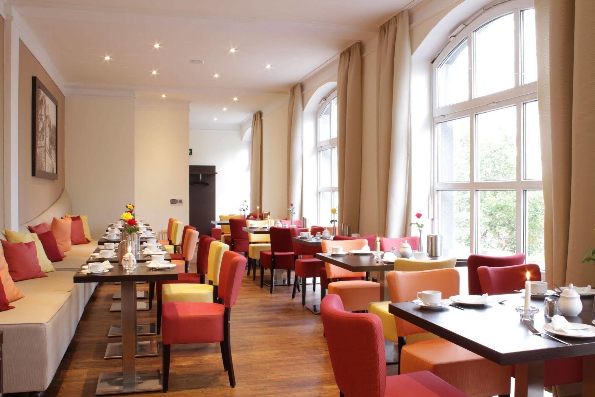 Hotel Restaurant Zwergschloesschen Gera Buitenkant foto